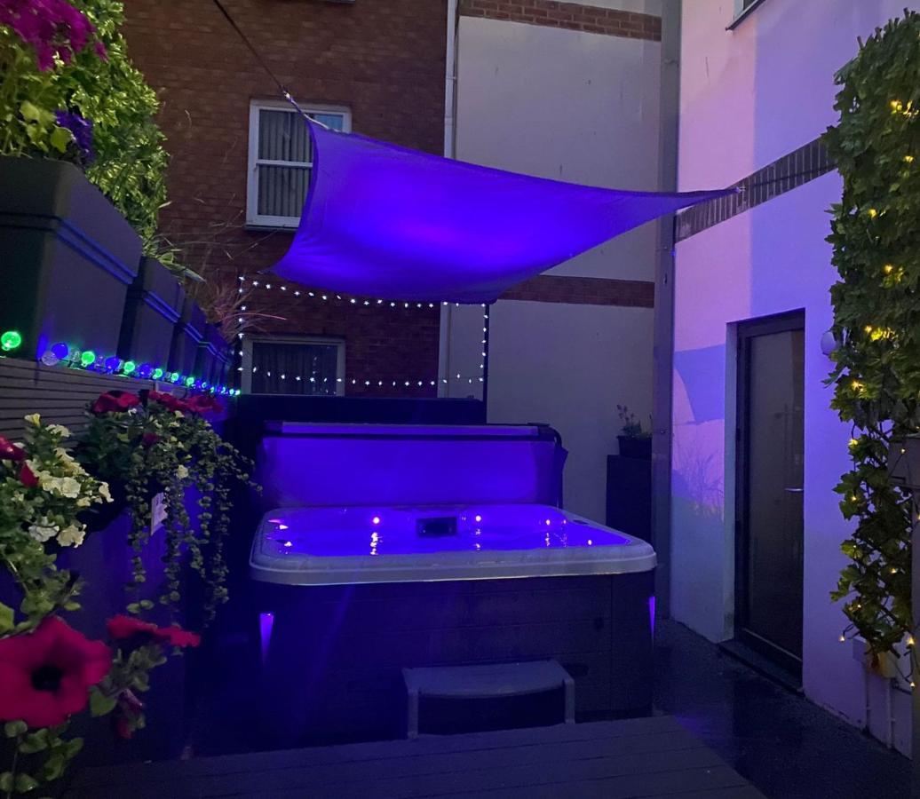 3 The View Apartments Ilfracombe - Hot Tub, Parking, Lift, Ev Exterior photo
