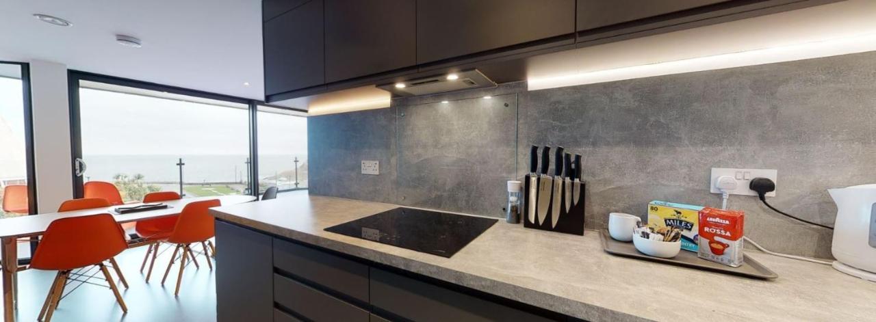 3 The View Apartments Ilfracombe - Hot Tub, Parking, Lift, Ev Exterior photo