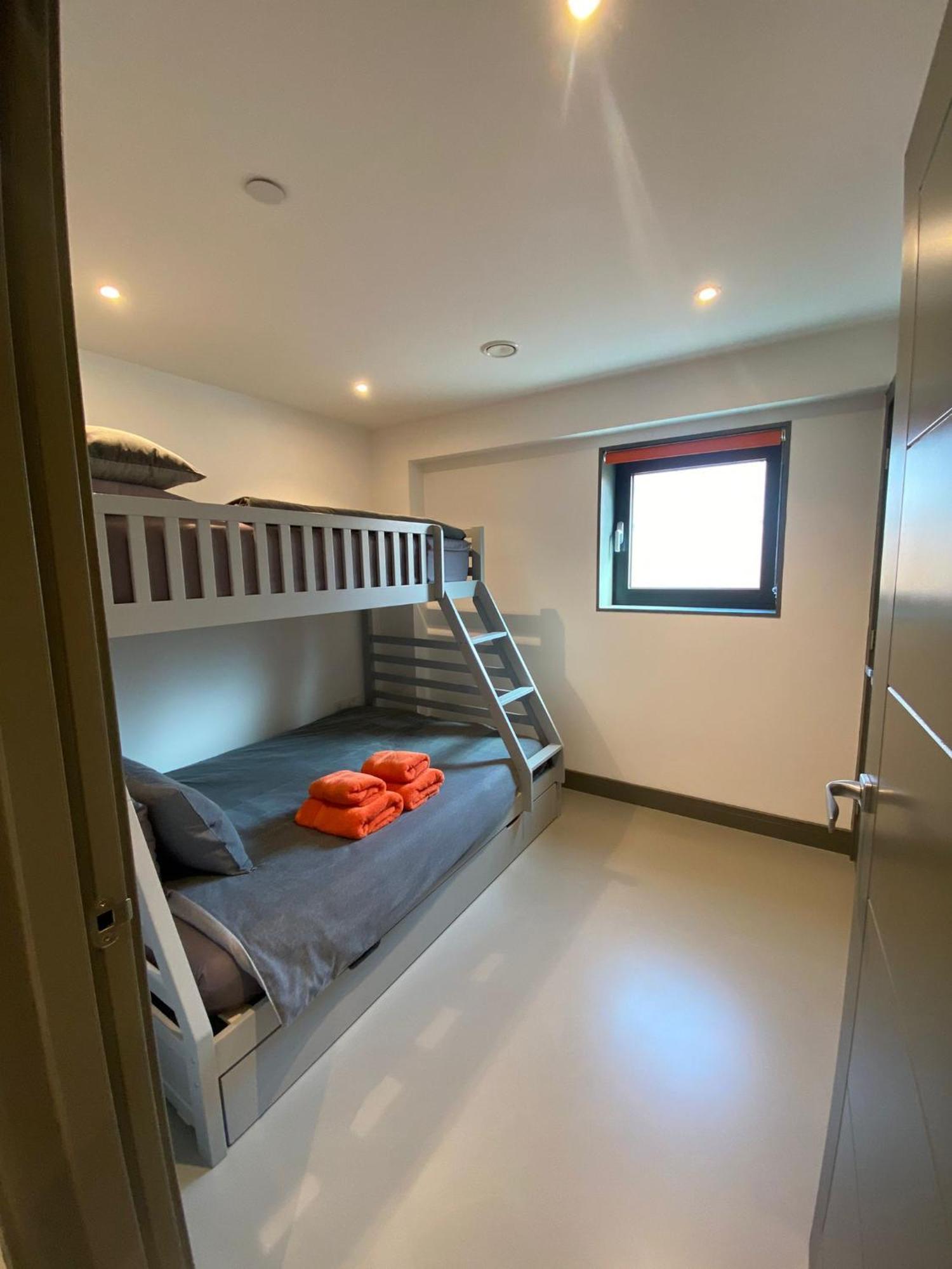 3 The View Apartments Ilfracombe - Hot Tub, Parking, Lift, Ev Exterior photo