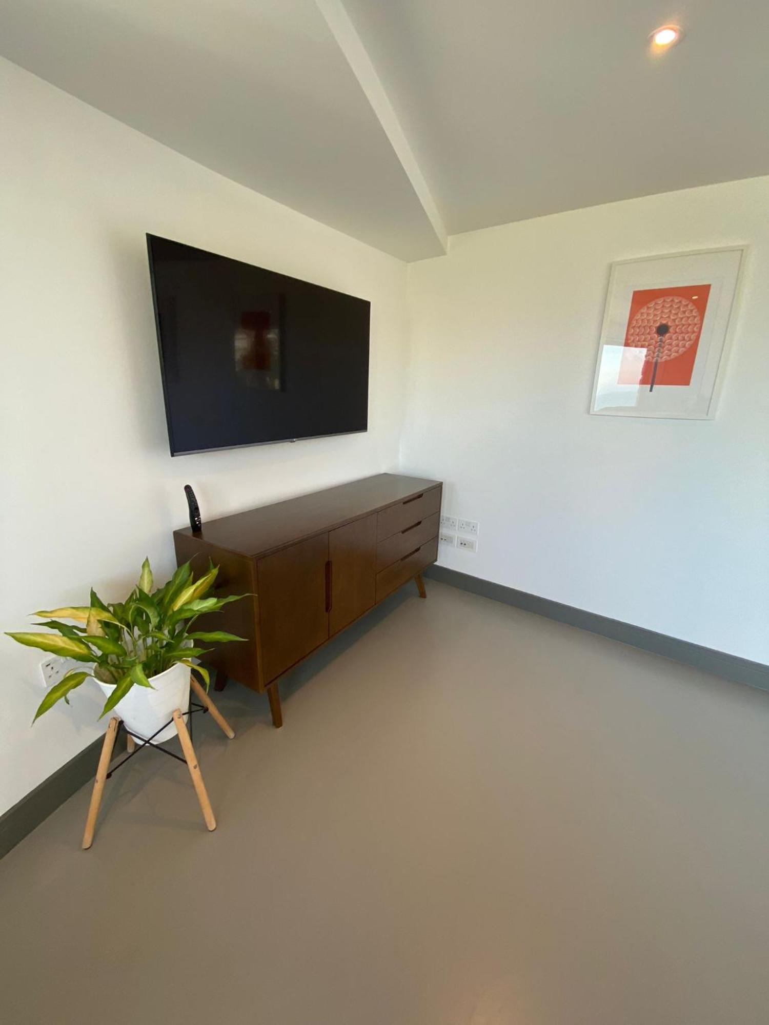 3 The View Apartments Ilfracombe - Hot Tub, Parking, Lift, Ev Exterior photo